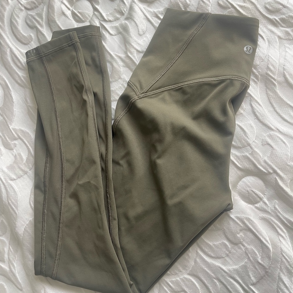 Lululemon train leggings mesh olive green size 4 25in